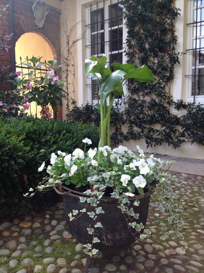 Relais Torre Dei Torti - Luxury Bed&Breakfast Cava Manara Exterior foto